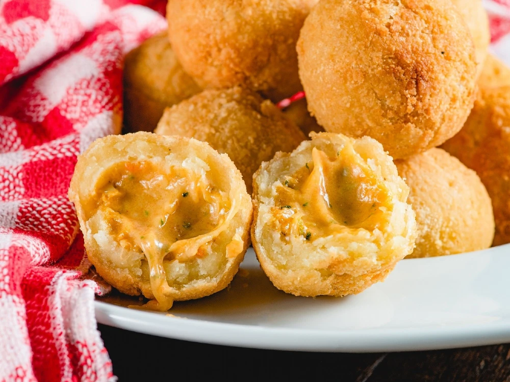 Bolinho de Provolone